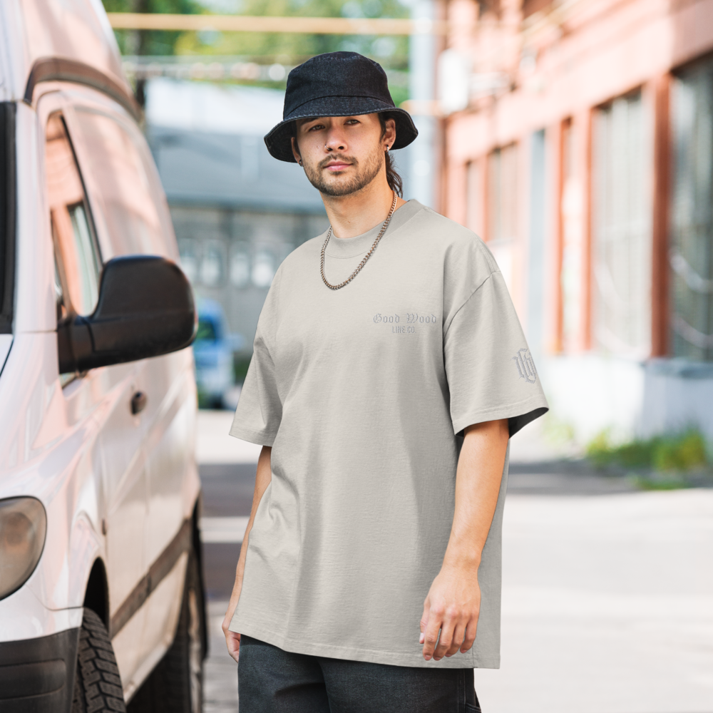 Oversized embroidered Tee